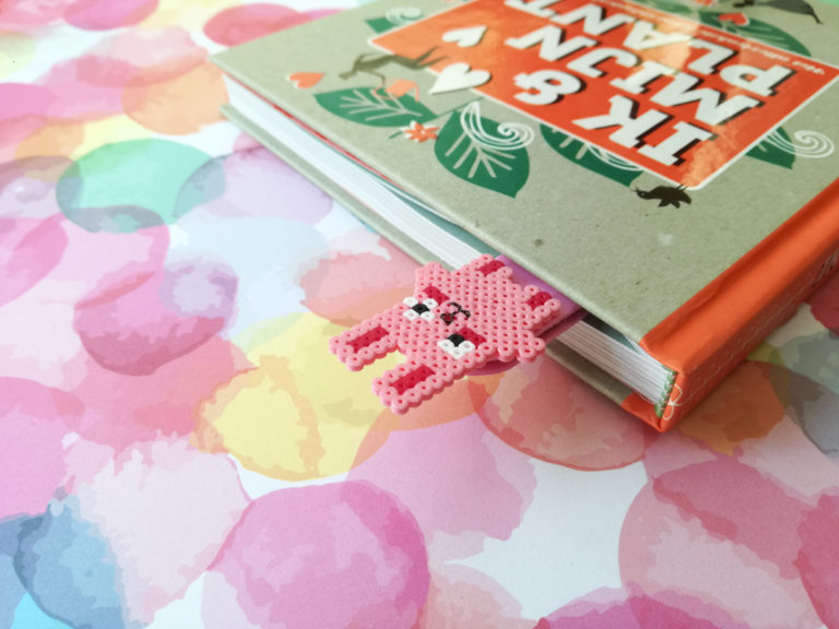 ¡Hazlo tú mismo! Crea unos hermoso separadores/marcadores de páginas con Hama Beads